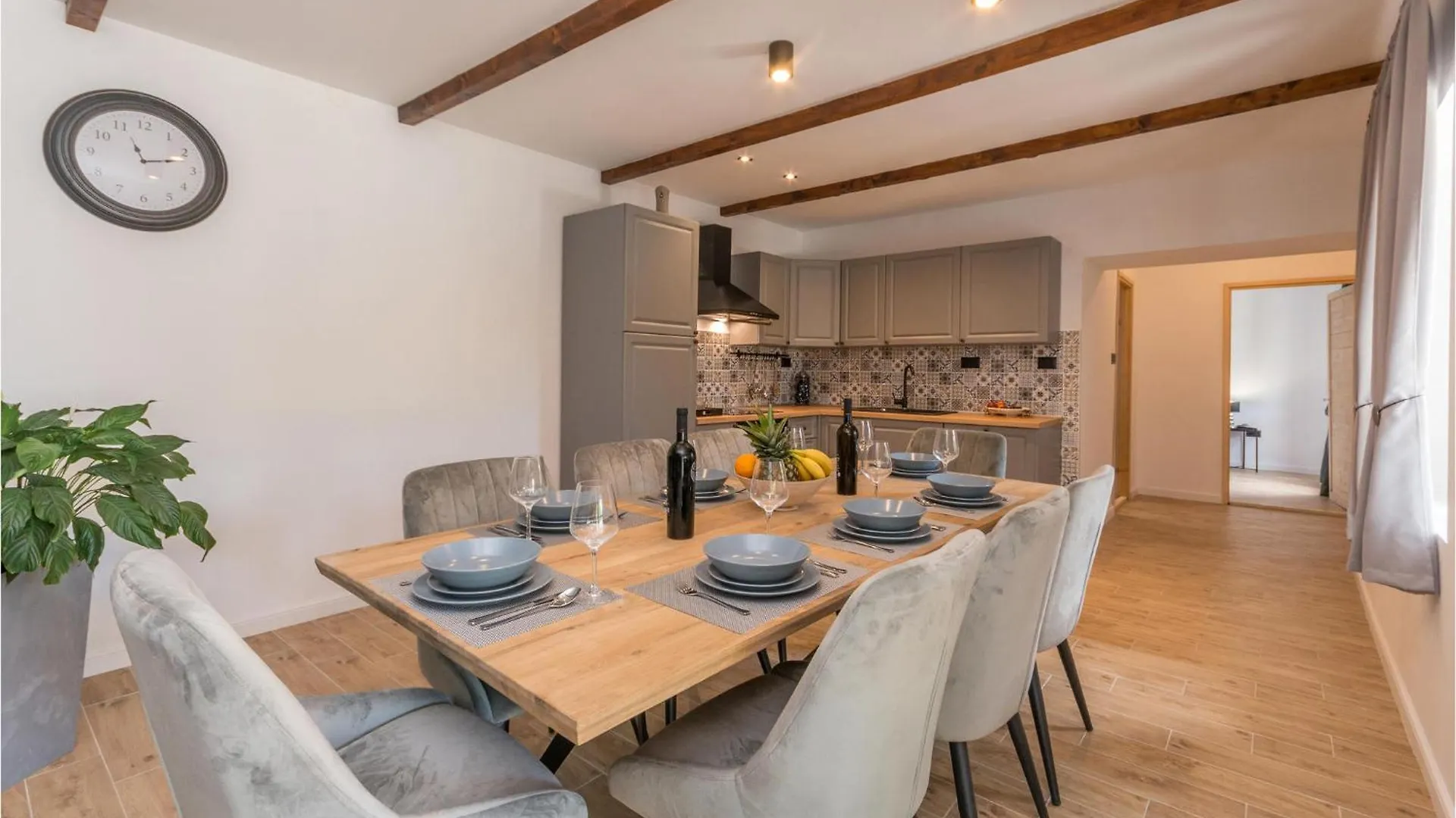 Nice Home In Lisicic With Wifi Lisicici Holiday home