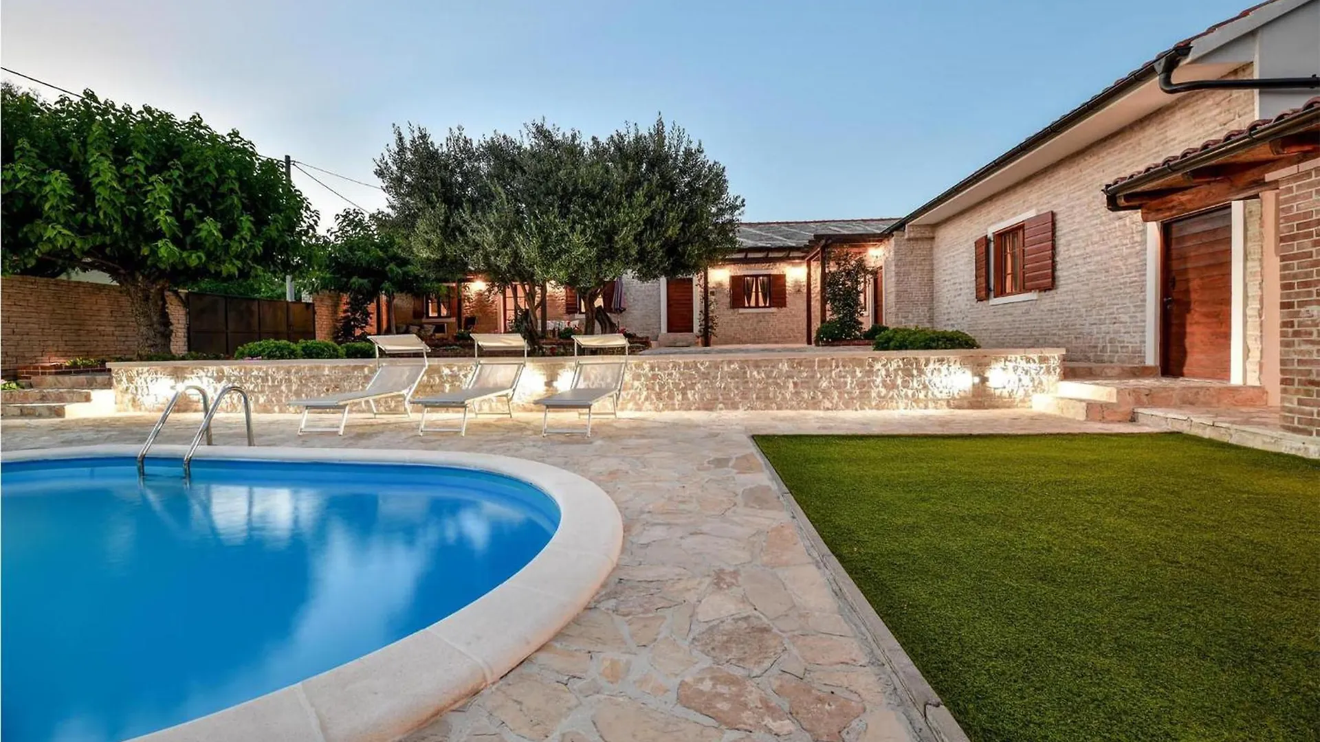 Nice Home In Lisicic With Wifi Lisicici Holiday home