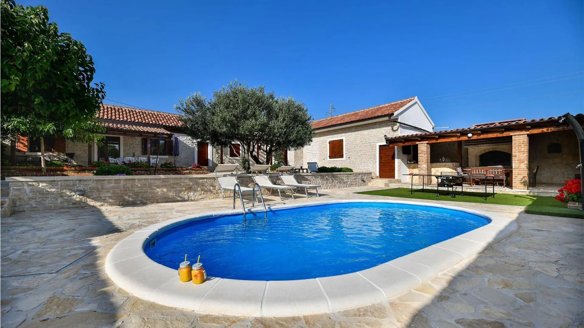 Nice Home In Lisicic With Wifi Lisicici