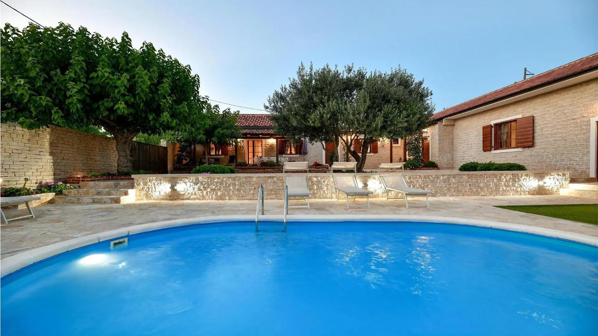 Nice Home In Lisicic With Wifi Lisicici Holiday home